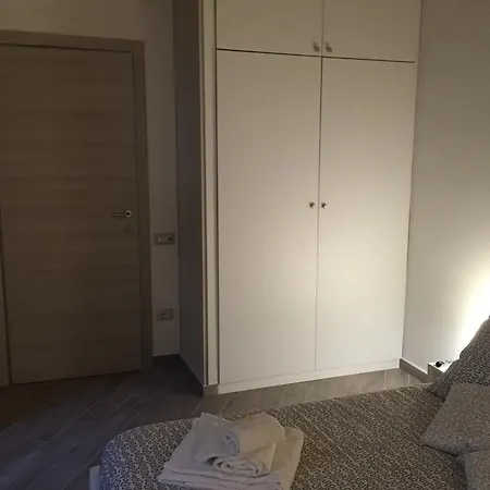 Petros Oda ve Kahvaltı Salerno