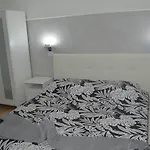 Petros Rooms&apartments Penzion 3*