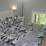 Petros Rooms&apartments Penzion 3*