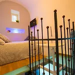 Petros Rooms&apartments Penzion Salerno