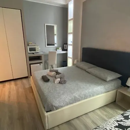 Petros Rooms&apartments 3* Salerno