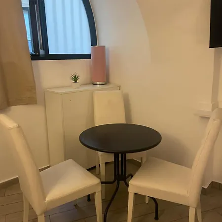 Petros Rooms&apartments 3* Salerno