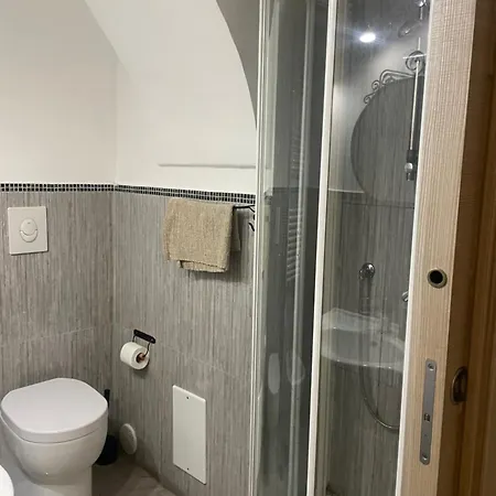 Petros Rooms&apartments 3* Salerno