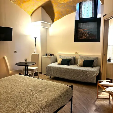 Gasthof Petros Rooms&apartments Salerno