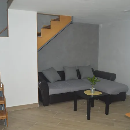 Petros Rooms&apartments 3*