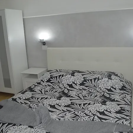 Petros Rooms&apartments Gasthof 3*