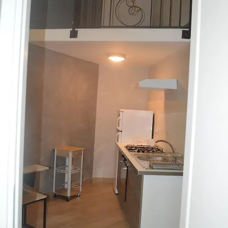 Petros Rooms&apartments 3* Salerno
