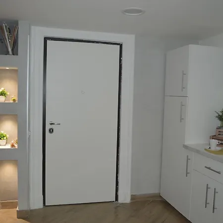 Petros Rooms&apartments Salerno